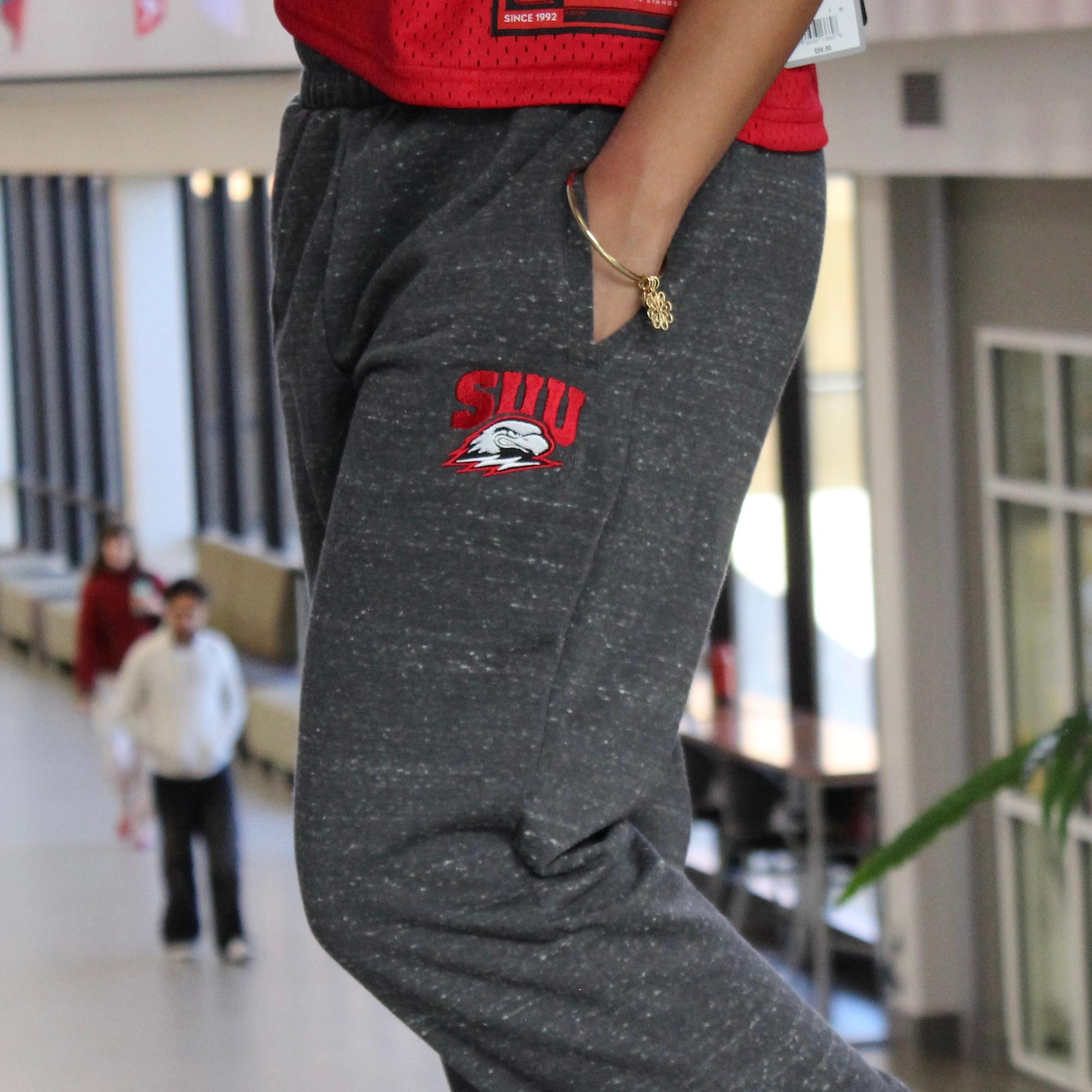 image of: Colosseum Women’s Joggers Charcoal SUU Thor