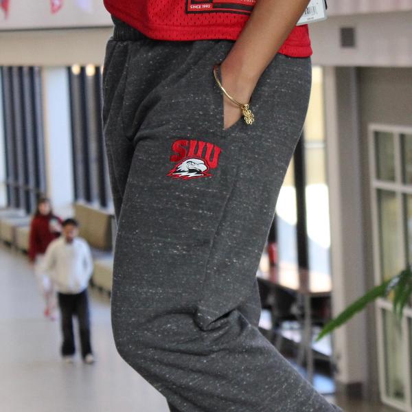 Colosseum Women’s Joggers Charcoal SUU Thor; $48.00