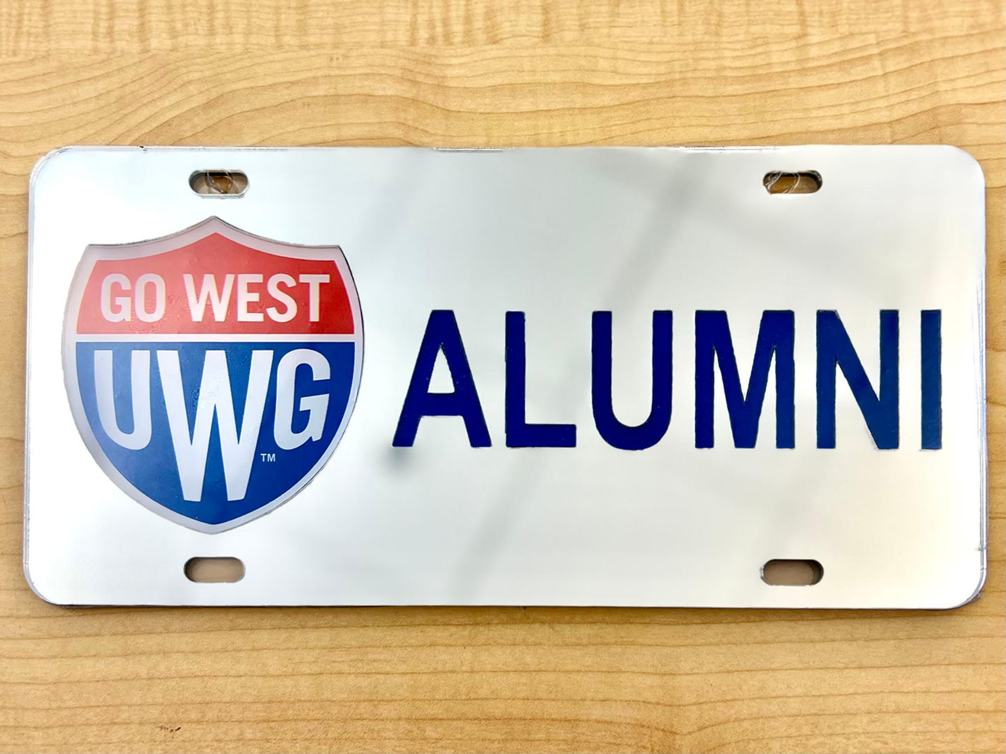 image of: UWG SHIELD ALUMNI LICENSE PLATE