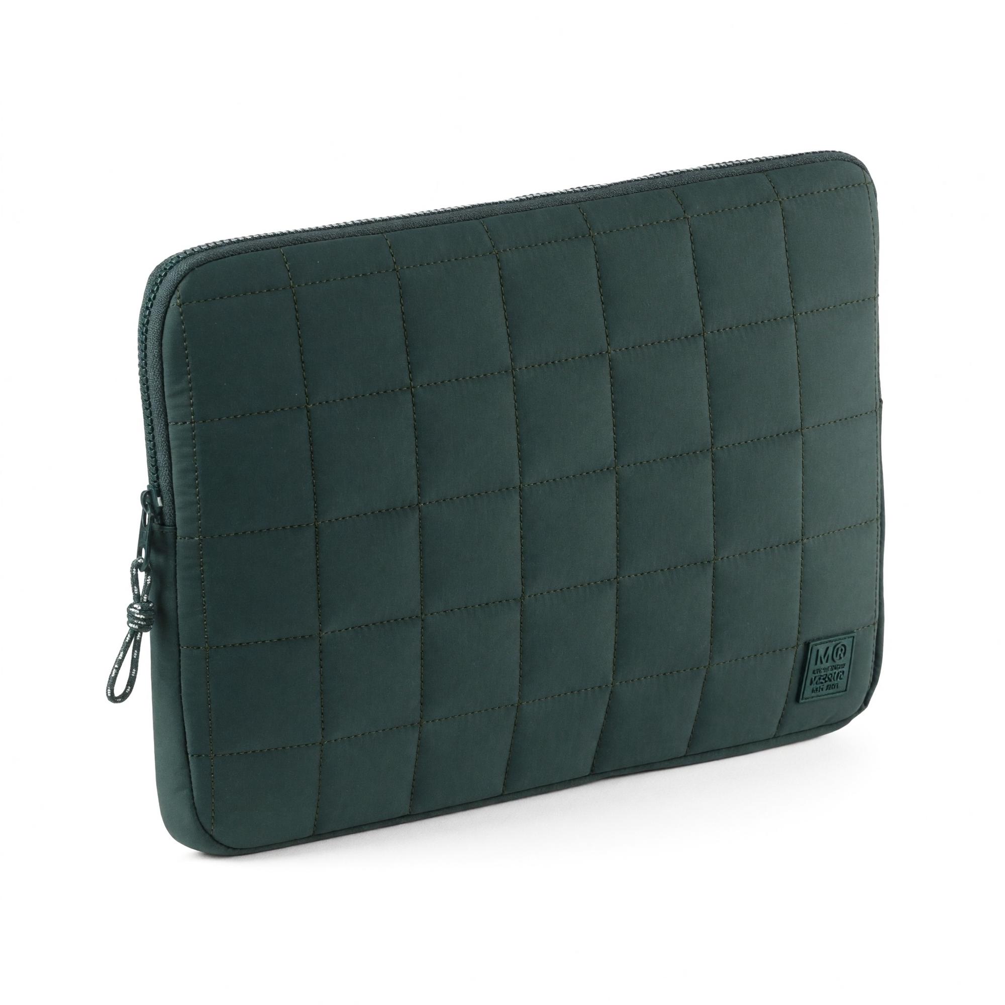 Product image 2 of 3 for LAPTOP SLEEVE APLI 15-16" QUILTED ASST