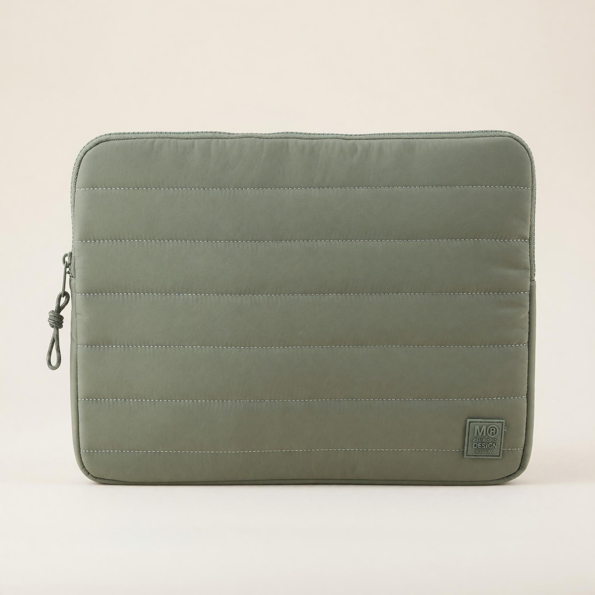 Product image 1 of 4 for LAPTOP SLEEVE APLI 15-16" QUILTED ASST
