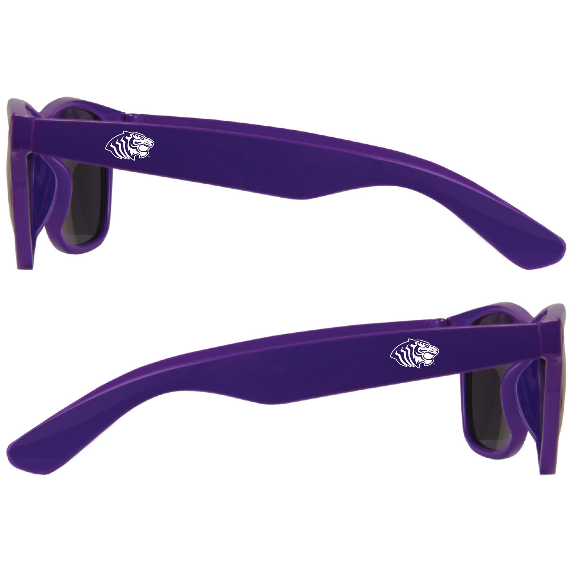 Product image 1 of 1 for Ouachita Campus Shades