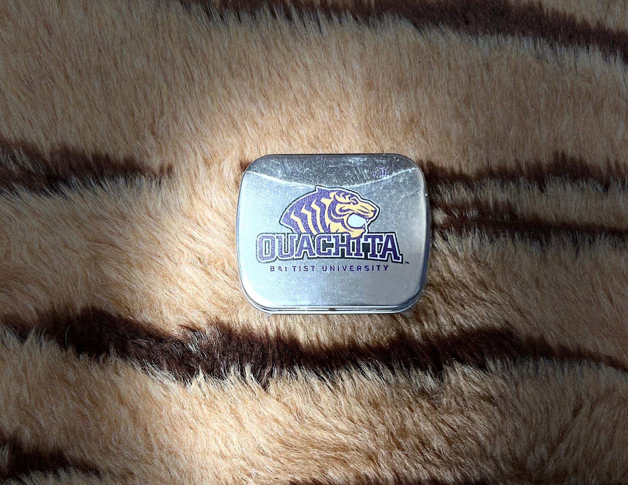 image of: OUACHITA PEPPERMINT FLAVORED BREATH MINTS - SMALL TIN