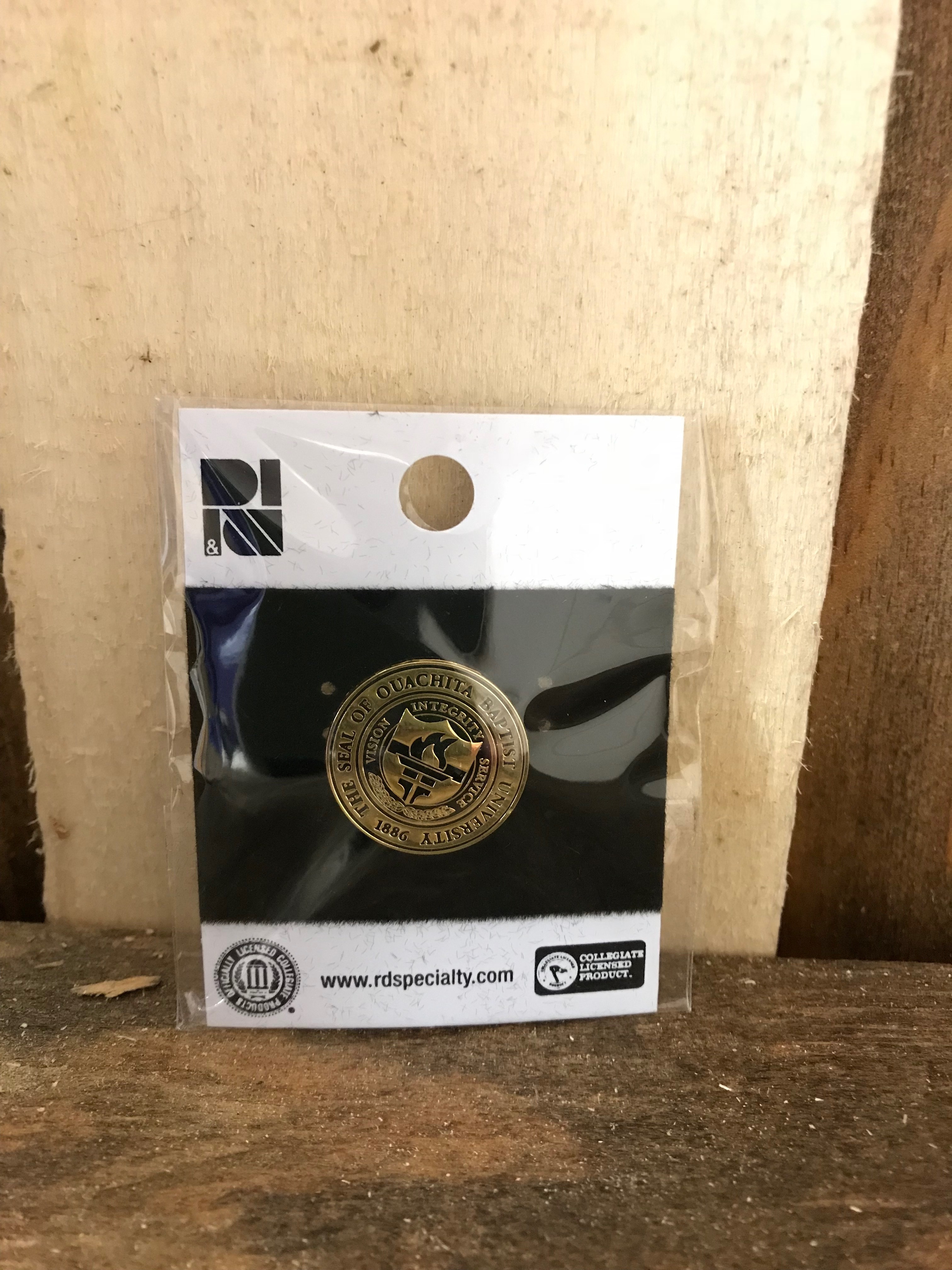 image of: Ouachita Seal Lapel Pin2