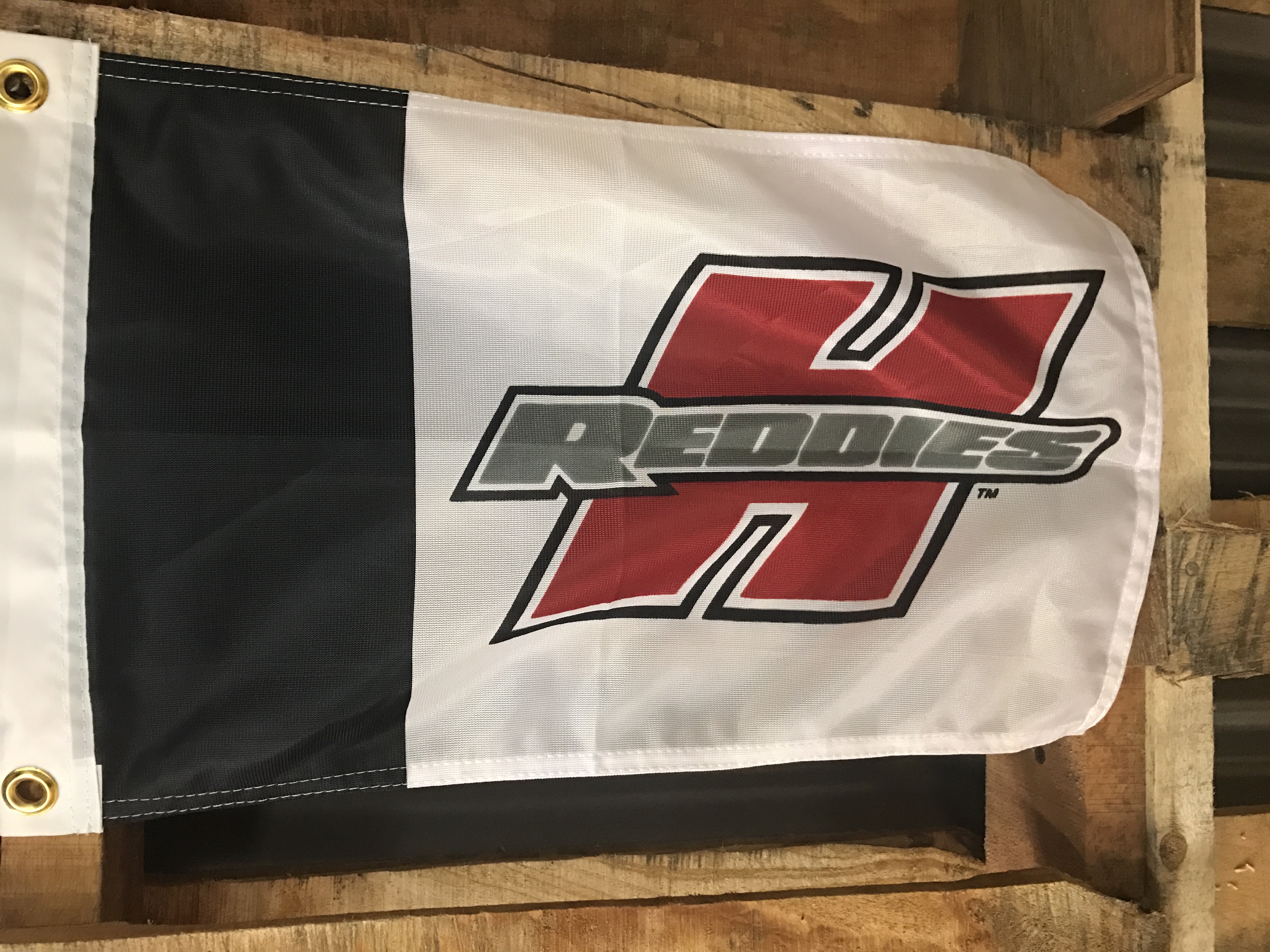 image of: Reddies Garden Flag2