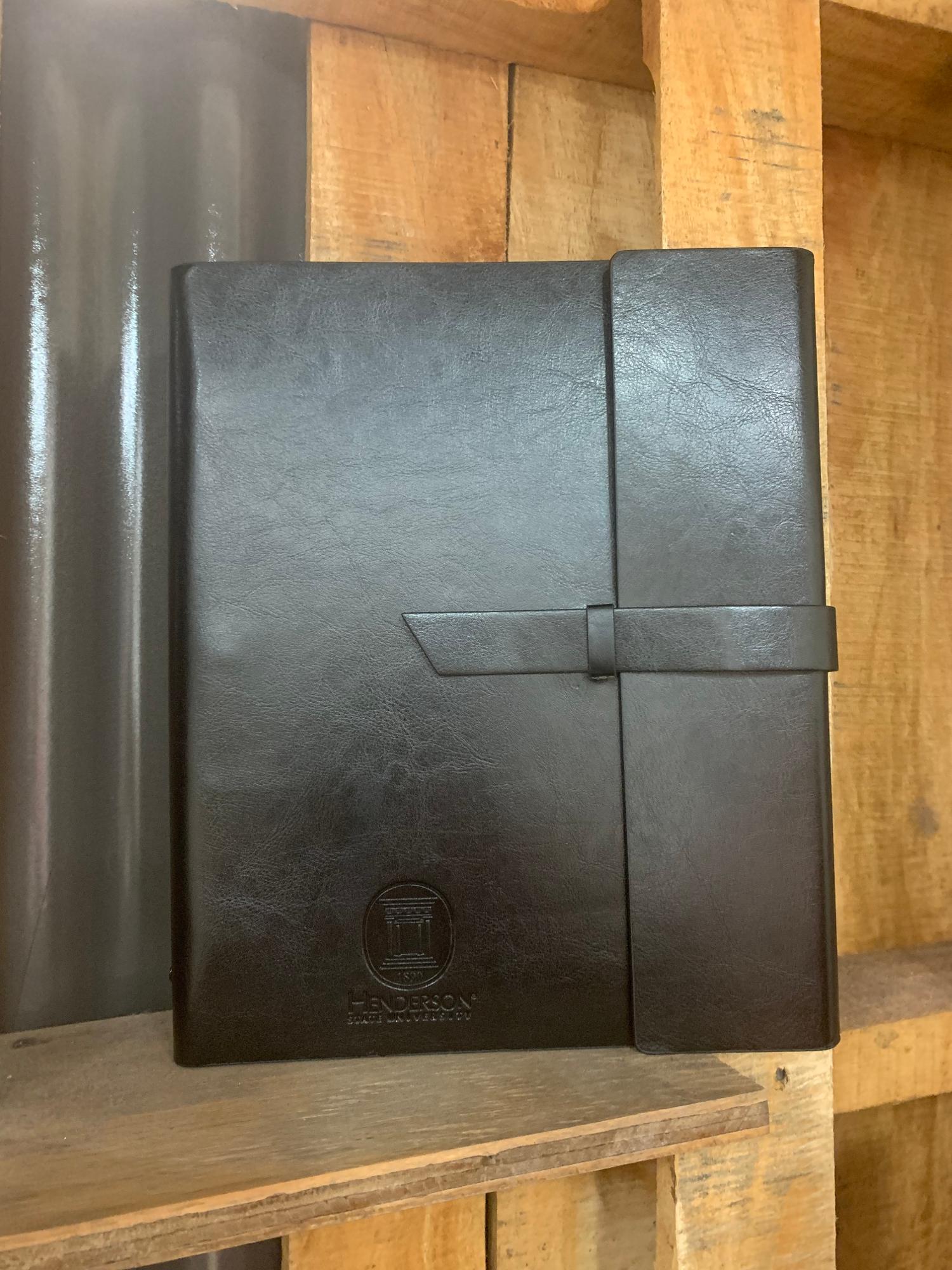 Leather 3Ring Portfolio Reddie Bookstore