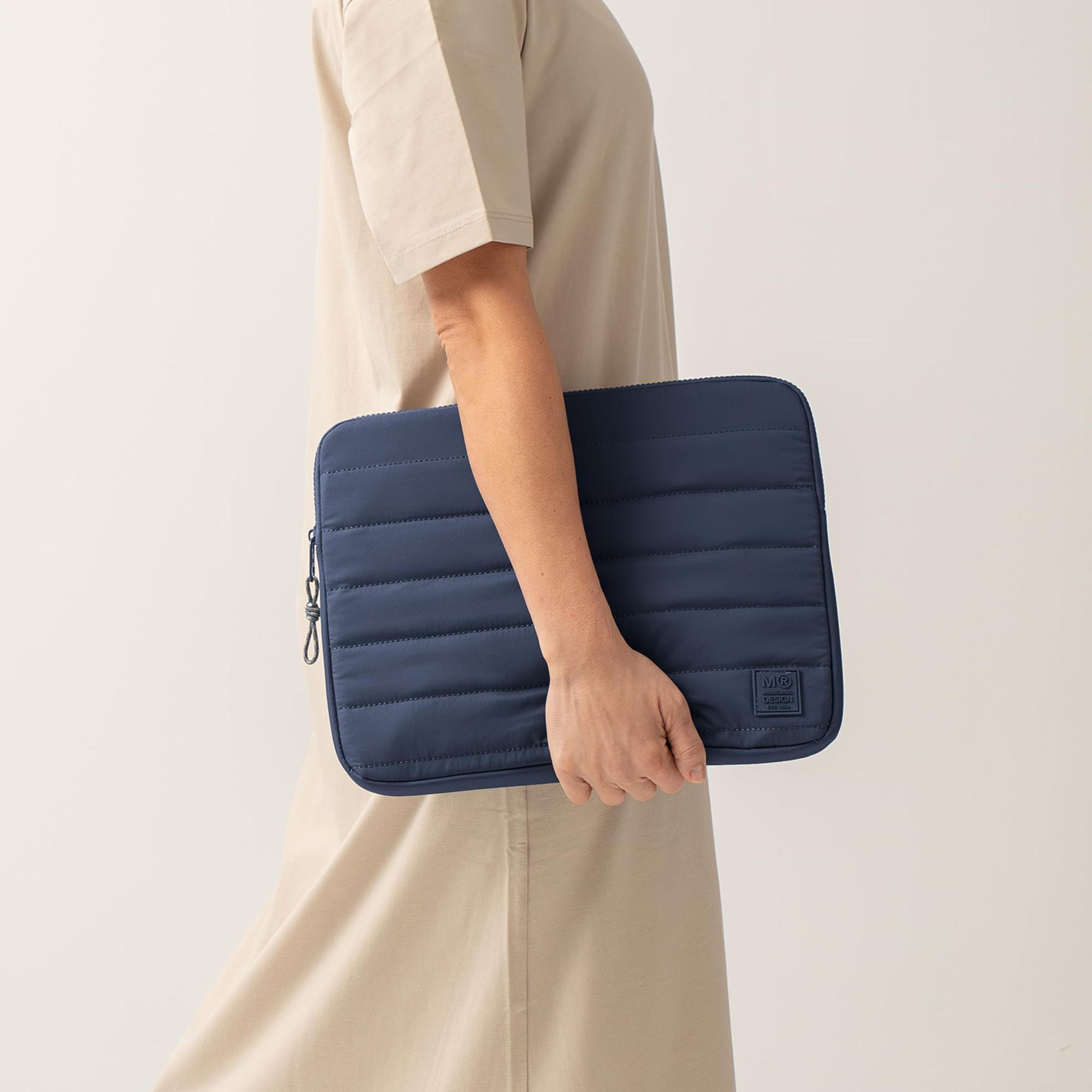 Product image 1 of 1 for LAPTOP SLEEVE APLI 13-14" QUILTED ASST