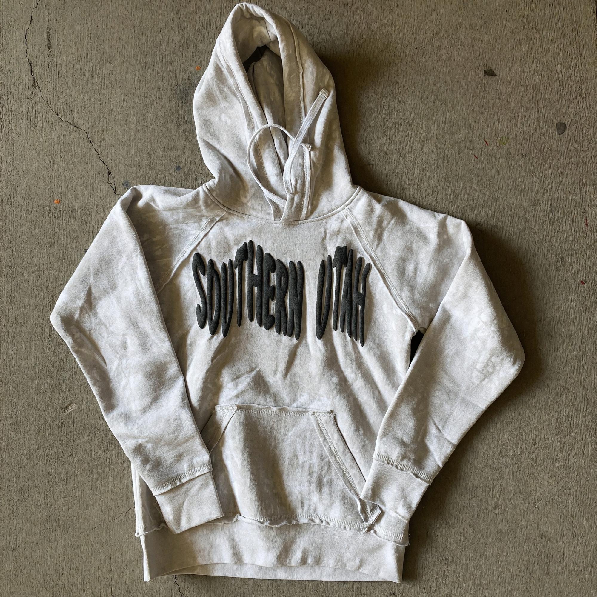 Product image 1 of 4 for SOUTHERN UTAH RAW-EDGE FLEECE CAMO HOODIE