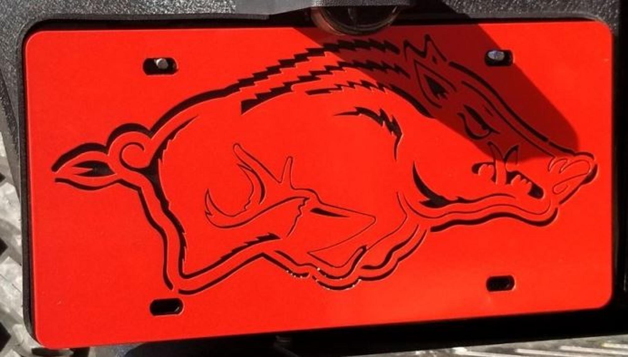 image of: Arkansas Razorbacks Running Hog Metal License Plate - Red