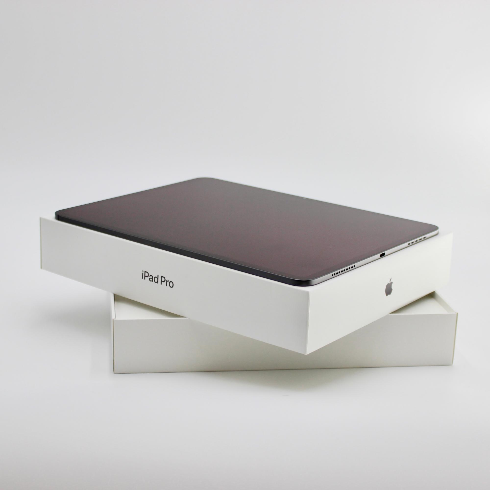 image of: Demo Apple 13" M4 iPad Pro Wi-Fi 256GB with Standard glass - Space Black