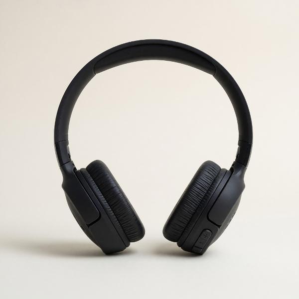 ACQ JBL TUNE 520 BT; $51.99