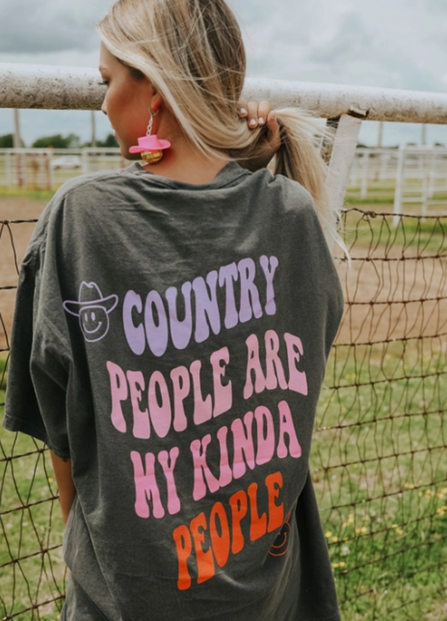 image of: Charlie Southern Country People Are My Kinda People Short Sleeve Tee