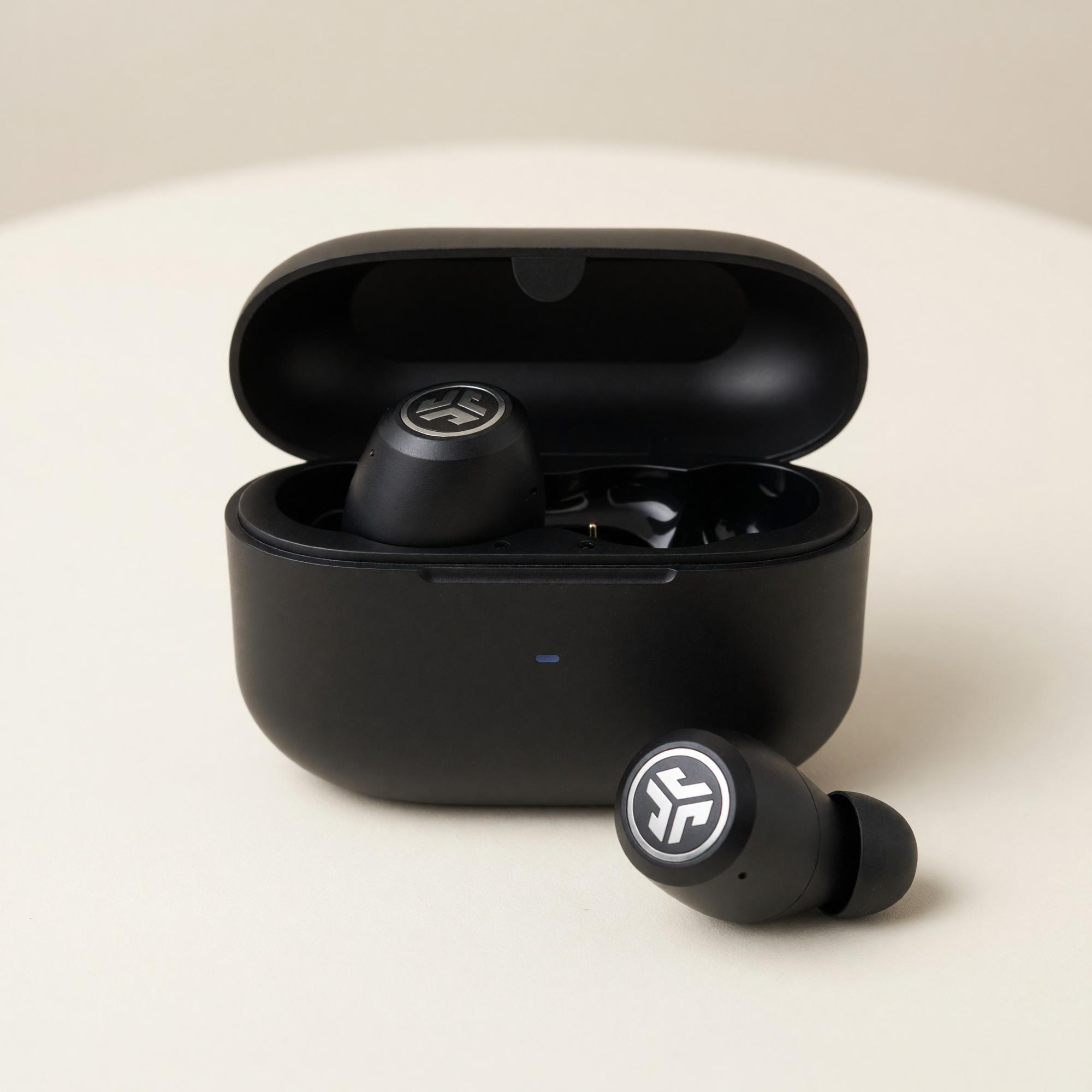 Product image 1 of 1 for ACQ JLAB JBUDS ANC 3 - Black