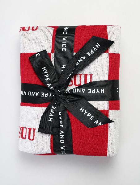 Hype & Vice SUU Knit Blanket; $74.99