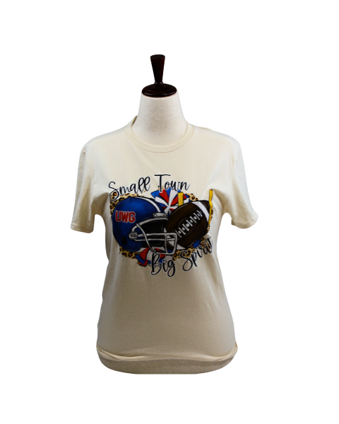 SMALL TOWN BIG SPIRIT TEE DAYDREAMER DESIGNS; $17.99