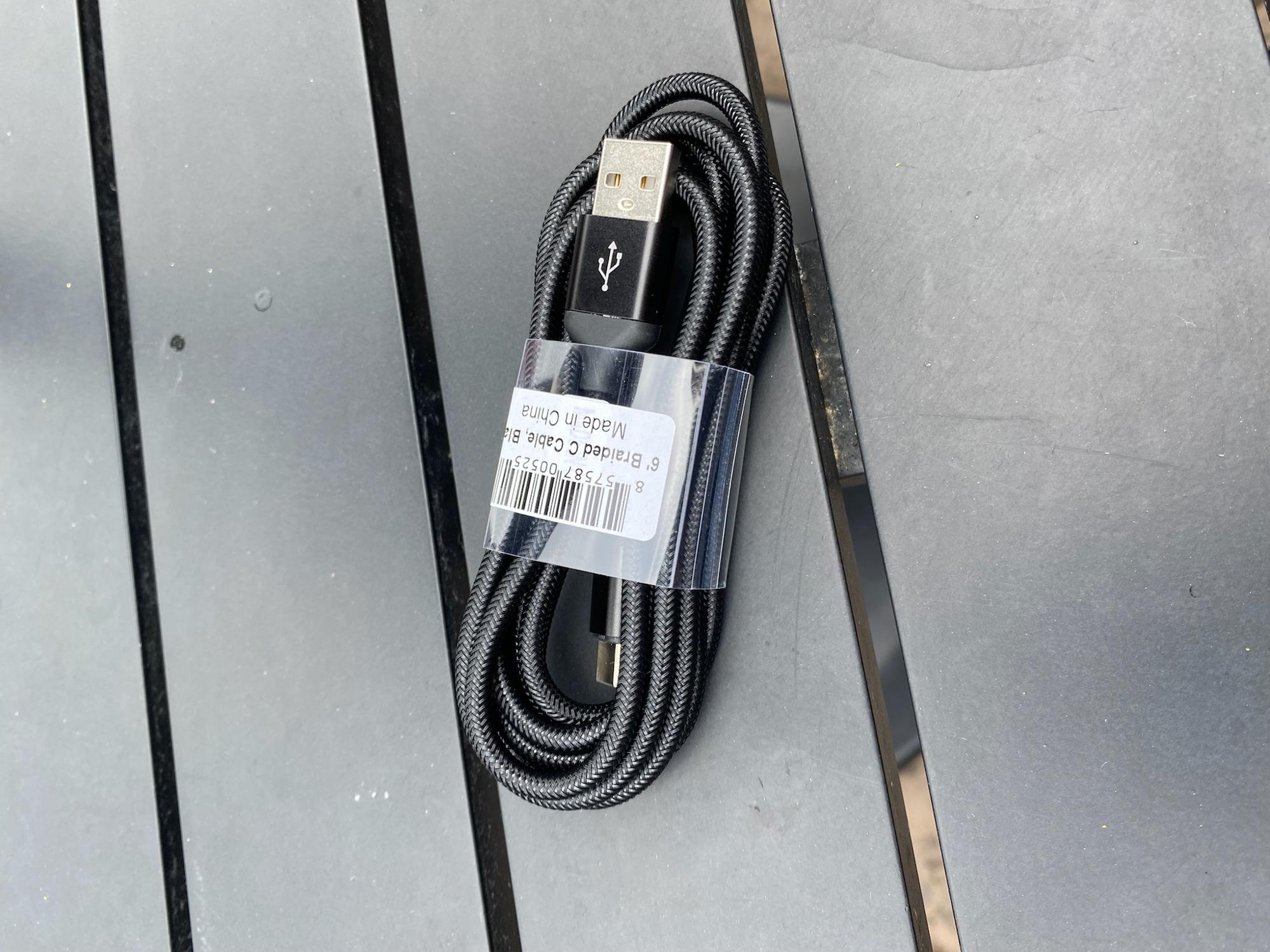 image of: 6 Foot Braided USB C Cable