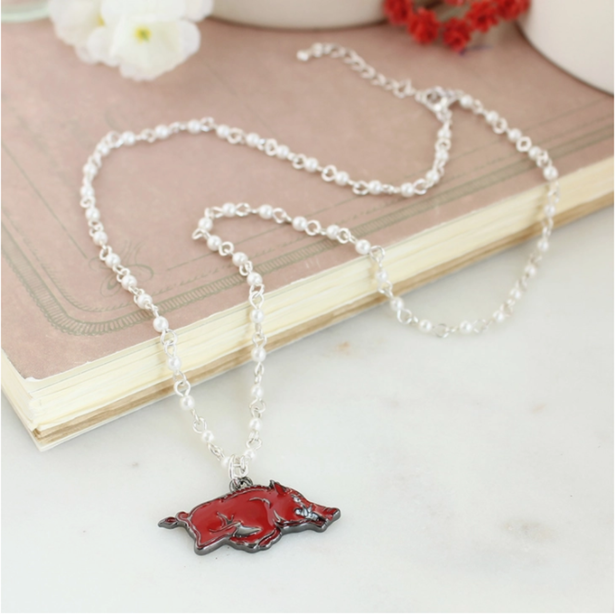 image of: Arkansas Razorbacks Running Hog Pearl Strand Necklace