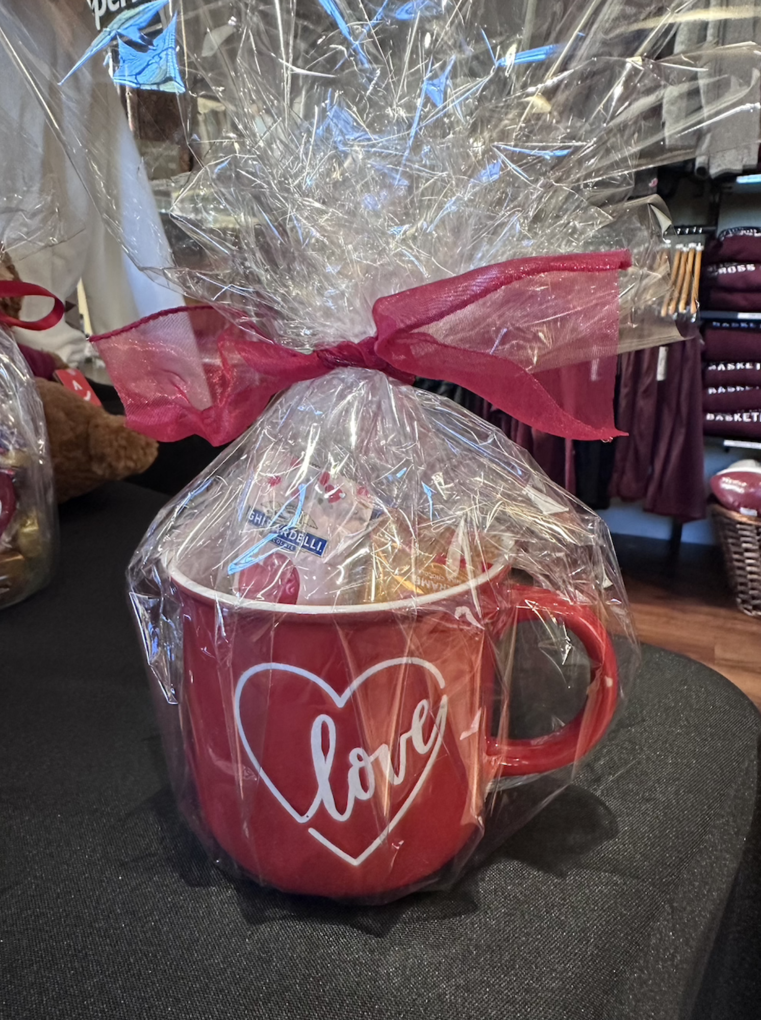 image of: Valentine Gift Package