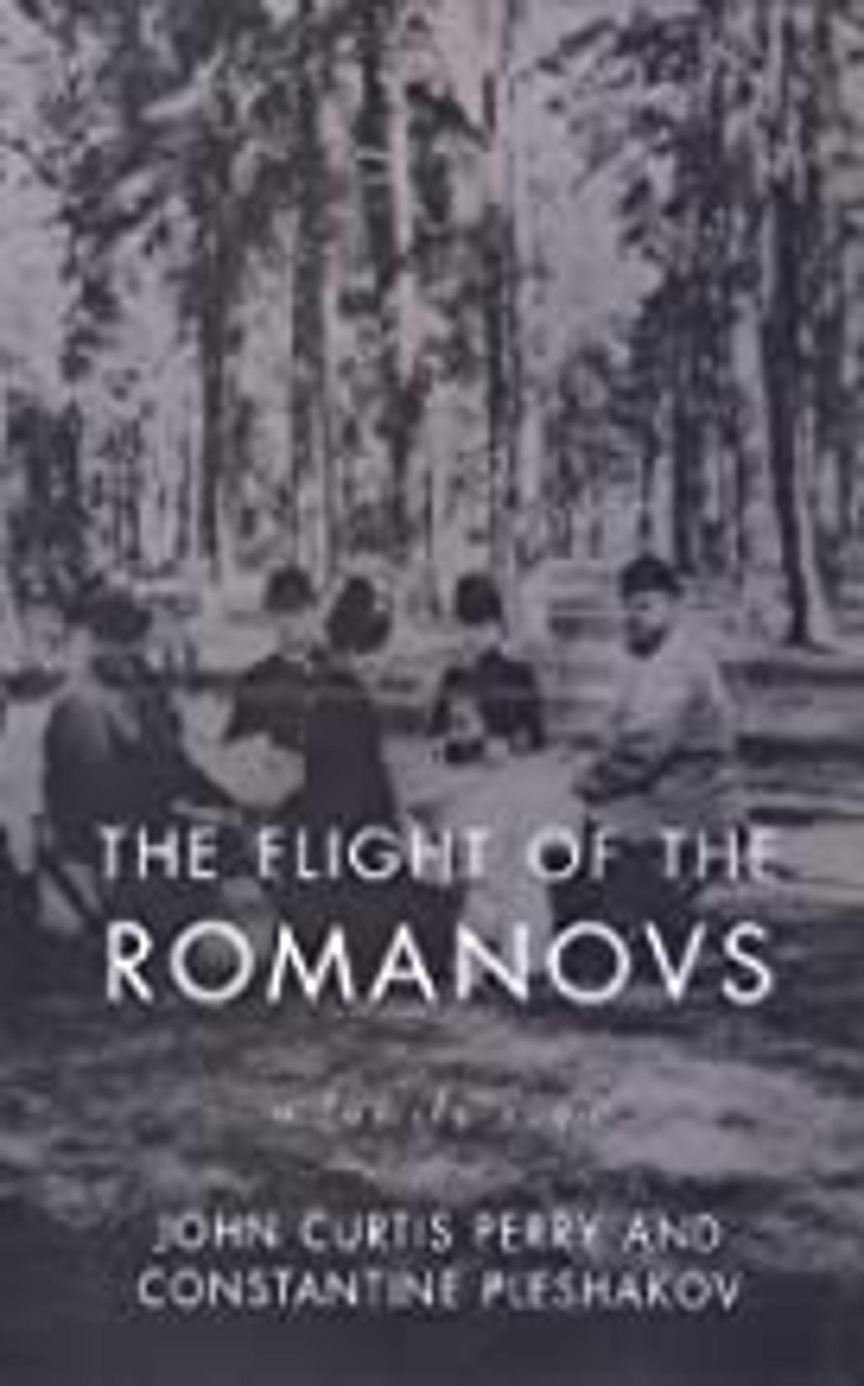 Cover image for The Flight of the Romanovs : A Family Saga