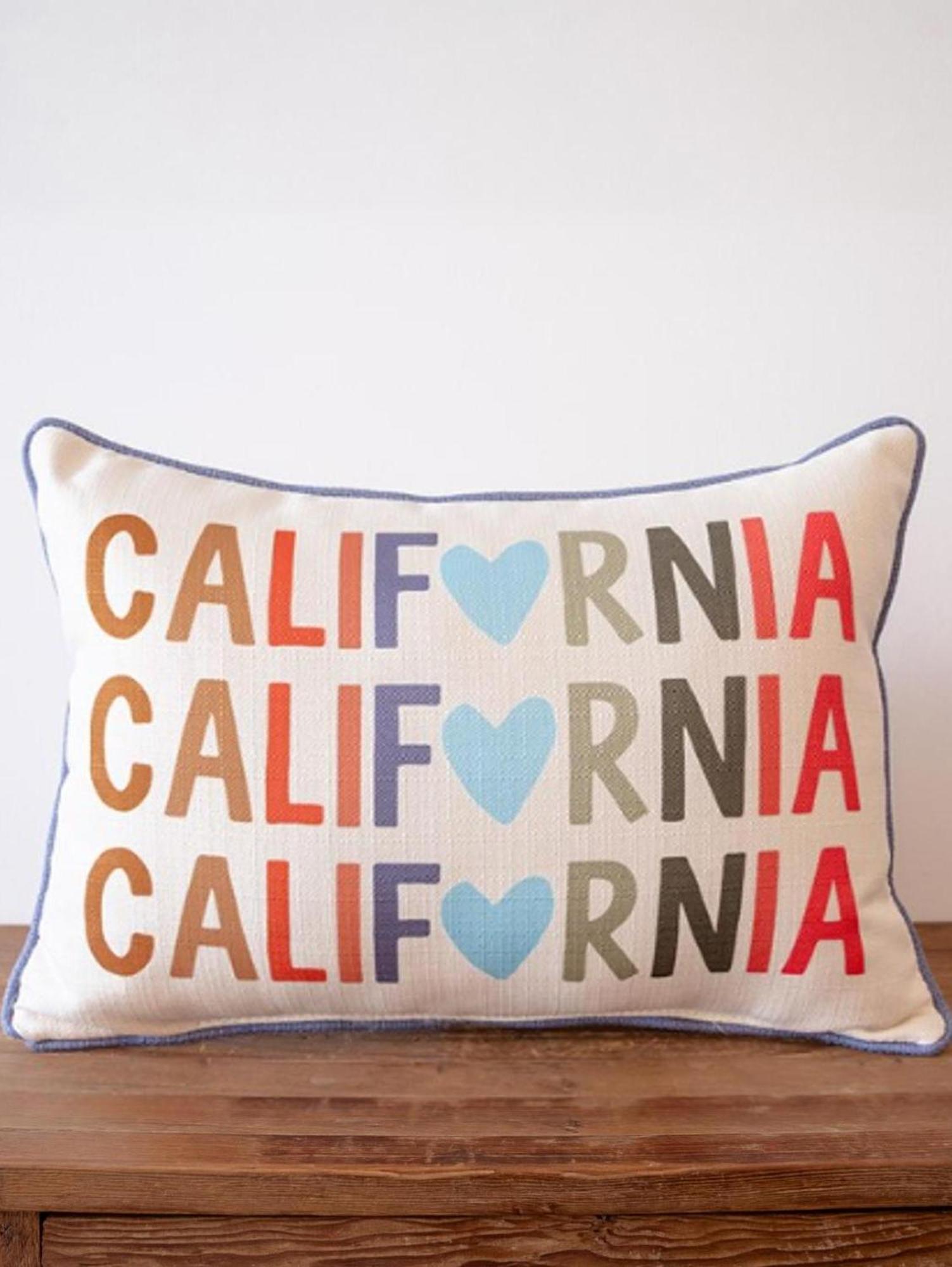 California Mellow Heart Gradient 20in x 14in Lumbar Pillow